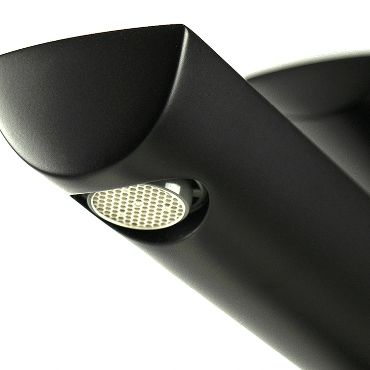 LM7206BL
