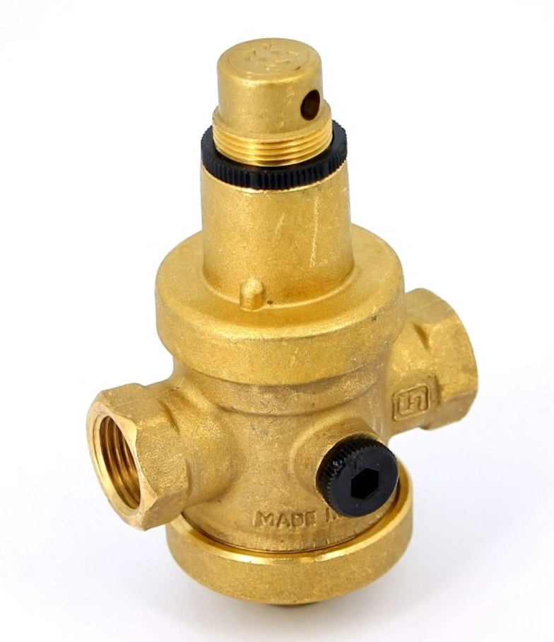 Редуктор давления 1/2" 0.5-6 бар PN25 с отверстием под манометр 1/4 Uni-fitt