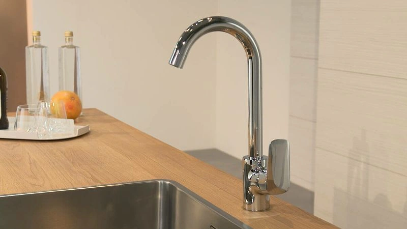 Смеситель для кухни Logis (71835000), HANSGROHE