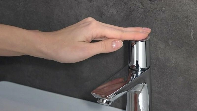 Смеситель для раковины Talis Select, с донным клапаном (выступ 112мм, комф. зона 110) HANSGROHE