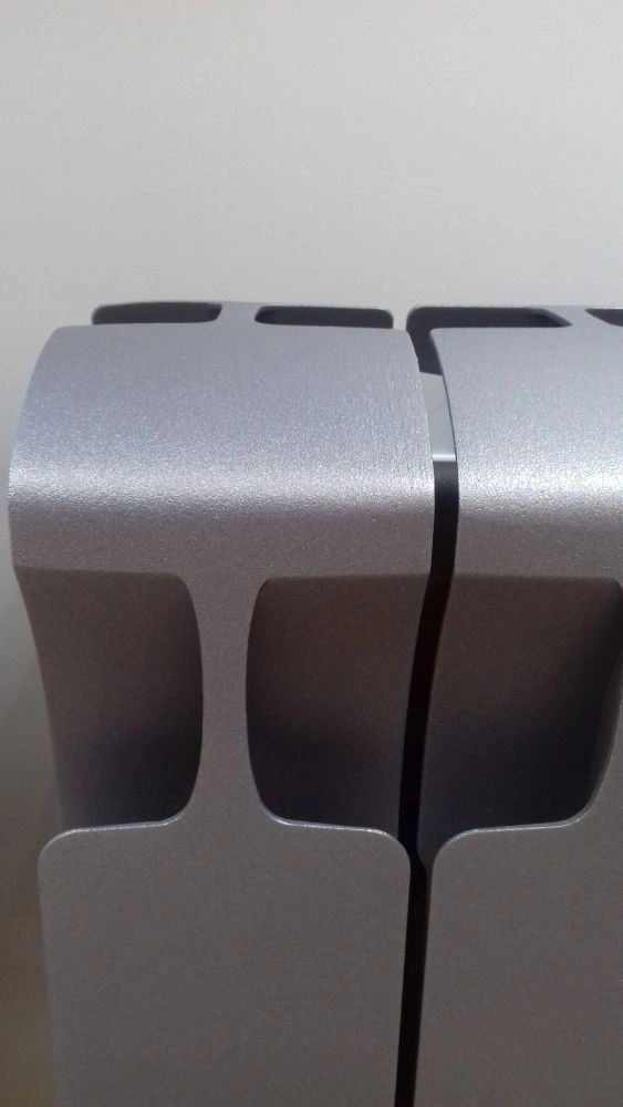 Радиатор биметаллический Monolit 500/100 мм  4 секции G3/4" боковое подключение Титан Rifar