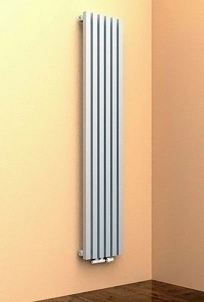 Радиатор QUADRUM 40 V 1750- 5 НП L серый светлый металлик муар (кроншейны в комплекте)
