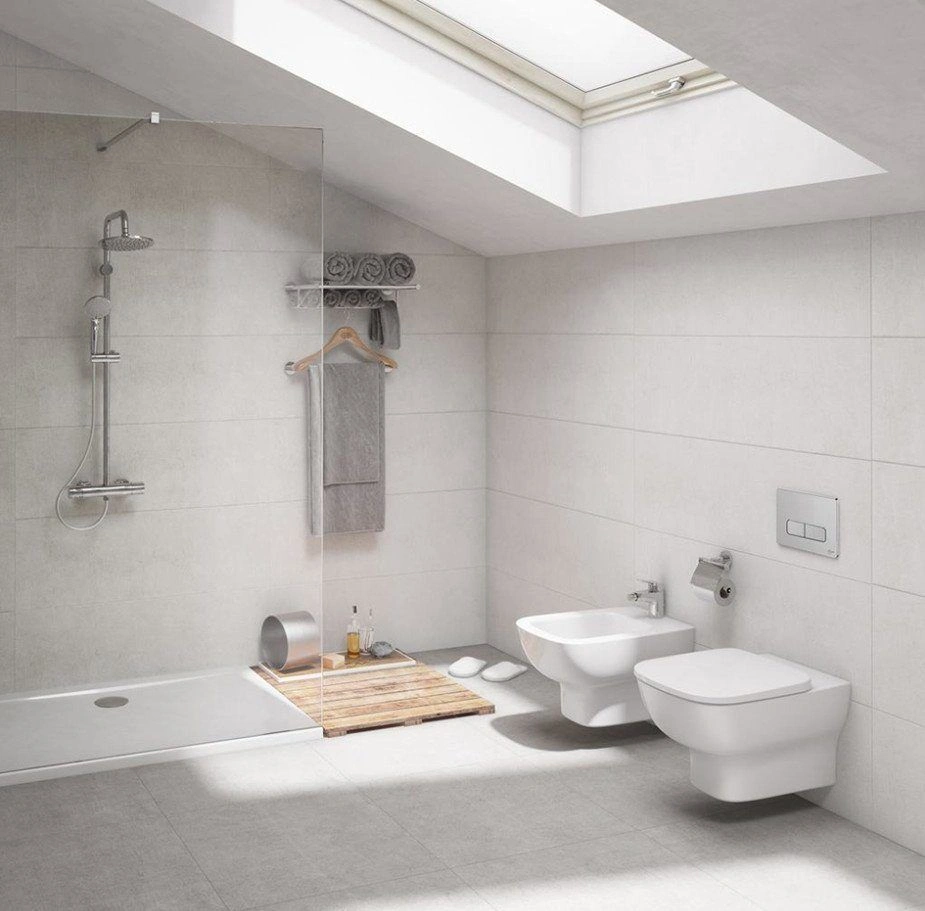 Комплект унитаза подвесного ESEDRA с крышкой, глубокий смыв (T281401+T318101) IDEAL STANDARD