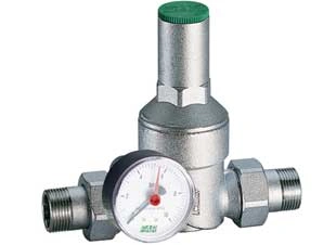 Редуктор давления  3/4" НР, хром, с манометром FAR