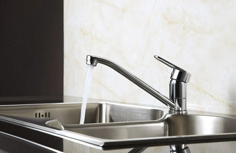 Смеситель для кухни POINT с поворотным изливом, LEMARK