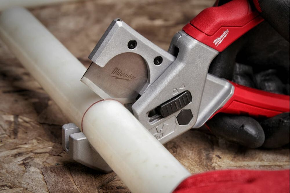 Резак для пластиковых труб,Milwaukee 4932479407