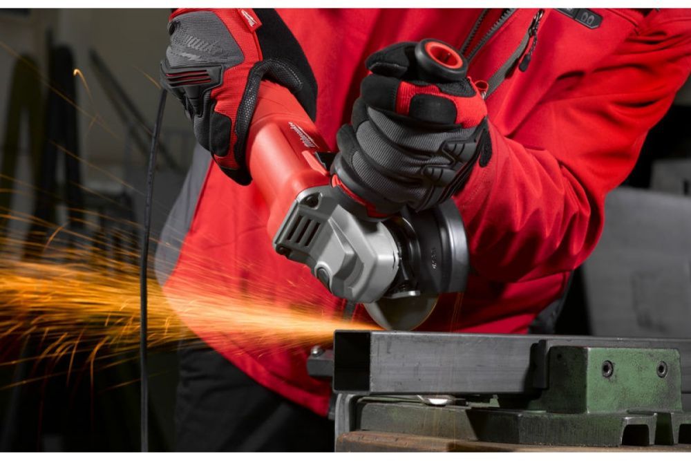 УГЛОШЛИФОВАЛЬНАЯ МАШИНА AGV 10-125 EK, Milwaukee