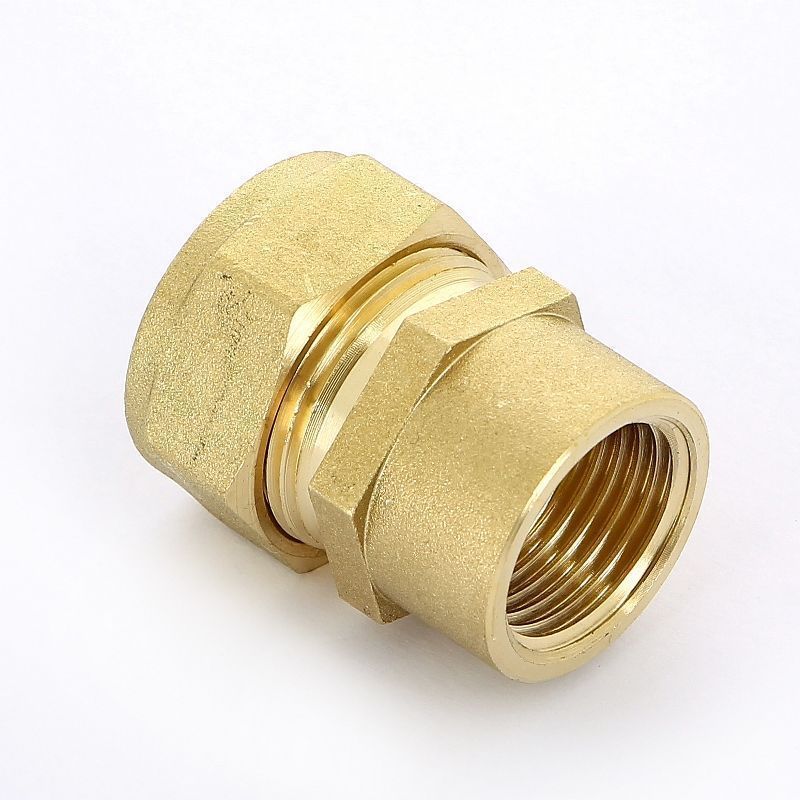 Соединение (муфта) SF 20х3/4"ВР с мет. кольцом STACORT