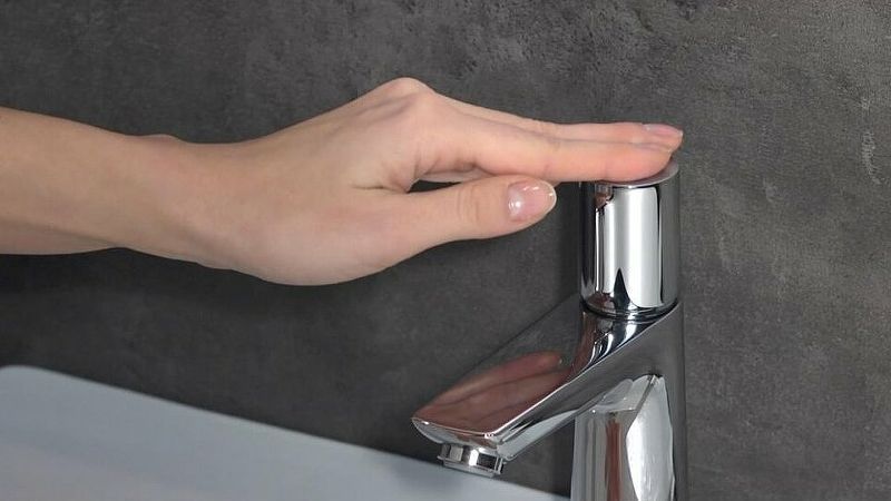 Смеситель для раковины Talis Select, с донным клапаном (выступ 112мм, комф. зона 110) HANSGROHE