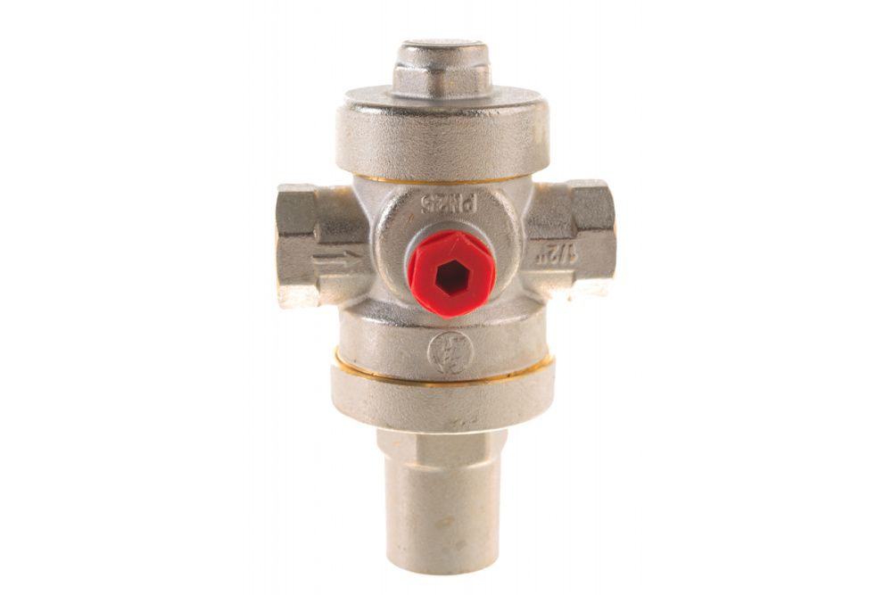 Редуктор давления 1" поршневого типа, с отв. под манометр хромированный Giacomini