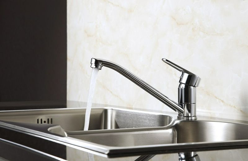Смеситель для кухни POINT с поворотным изливом, LEMARK