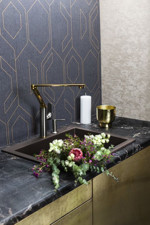 Смеситель для кухни Tara-GM, латунь/вороненая сталь, Omoikiri (Выставочный образец)