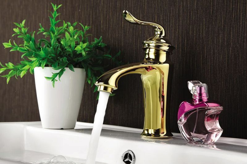 Смеситель для умывальника Брава, монолитный, с донным клапаном, золото, LEMARK